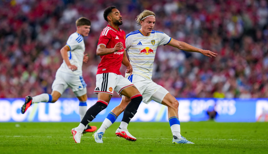 Manchester United vs Leeds United (01:30 - 13/08)